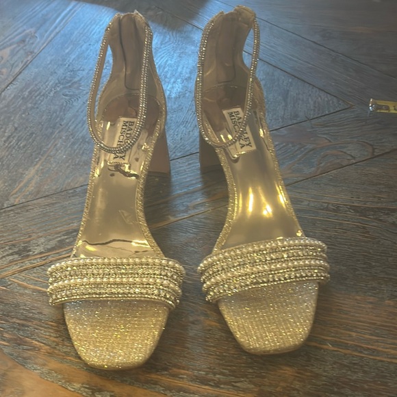 Badgley Mischka Shoes - Elegant and sparkly Badgley Mischka strappy heels in size 7..5
